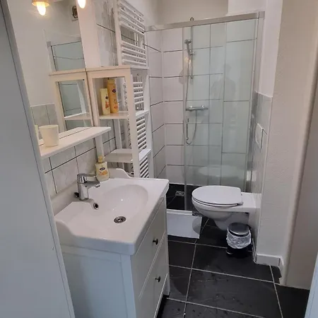 Gare, Au Bout Du Quai Appartement